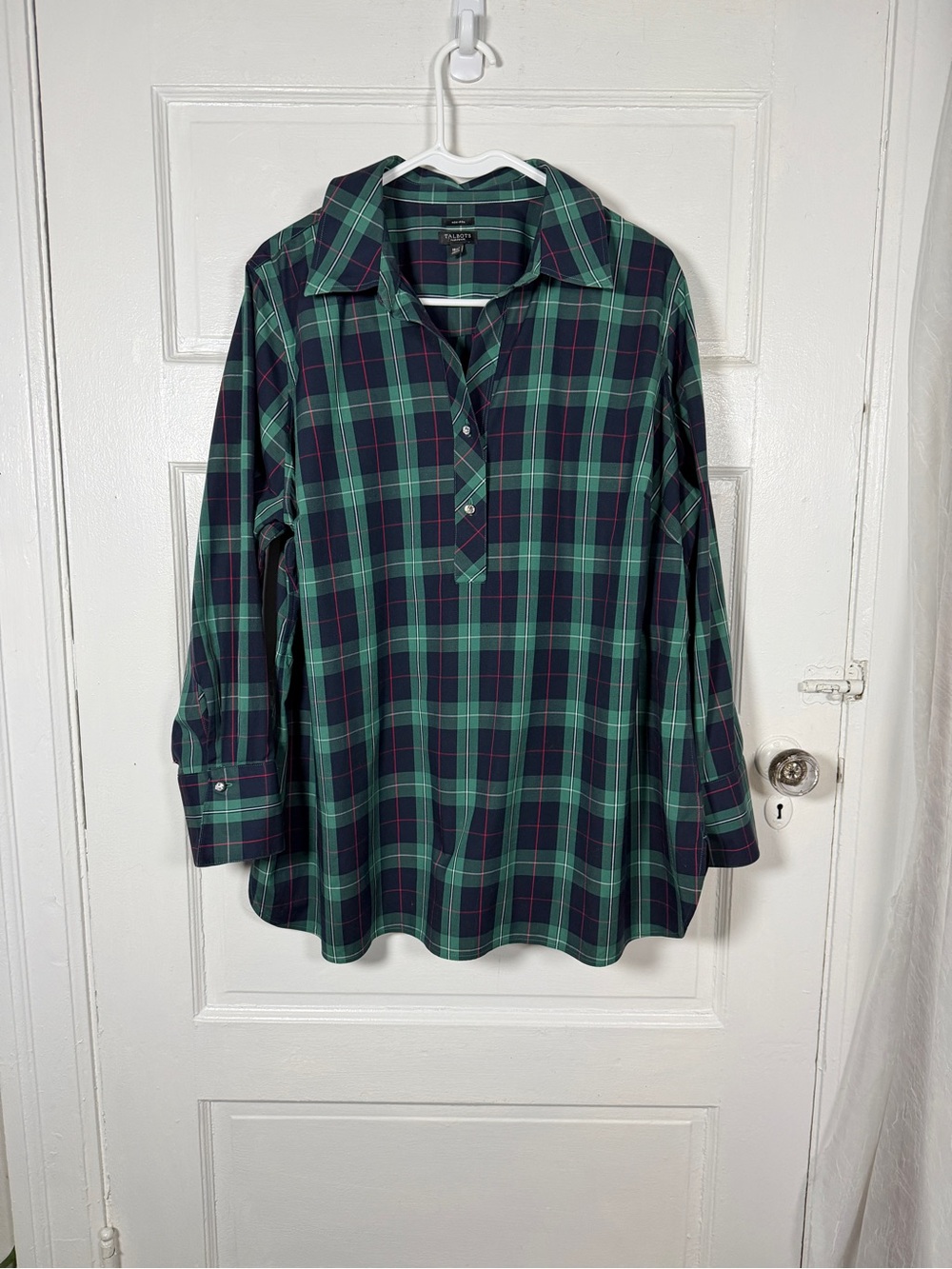 Talbots Green Red & Navy Plaid Tunic Top Non Iron Rhinestone Button Down Collar